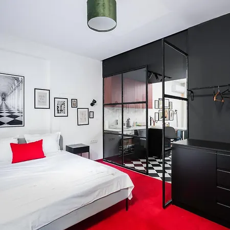 Art-inspired Flat With Private Garage * Sofía
